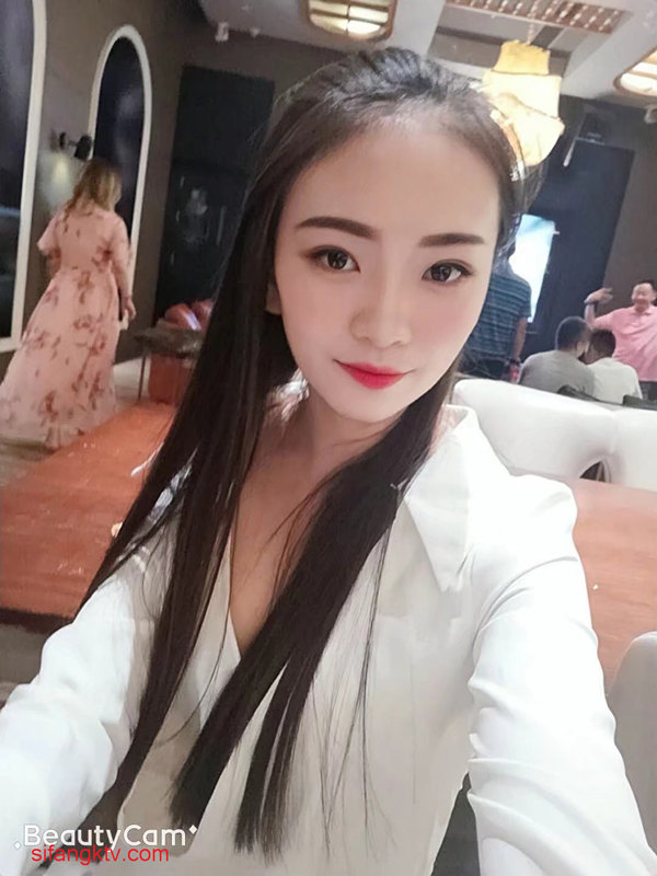 【女神&母狗】哈尔滨超级美女李韵[1213P/17V/3.9G]