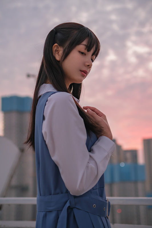 柴系小乖(稚乖画册) – 夜夜 天台真空80D白丝 [79P1V-1.10GB]