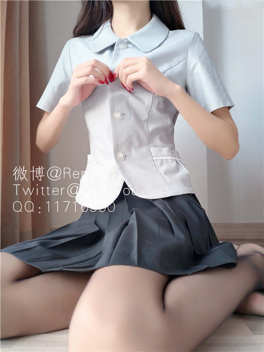 草莓味的软糖呀 – 女高中生[27P+1V/766MB]