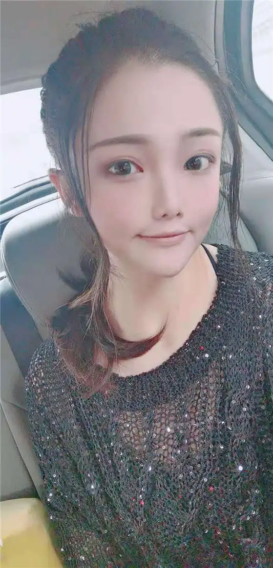高端私密群内部福利第四弹基本都露脸美女如云[1315P/105V/3.92G]