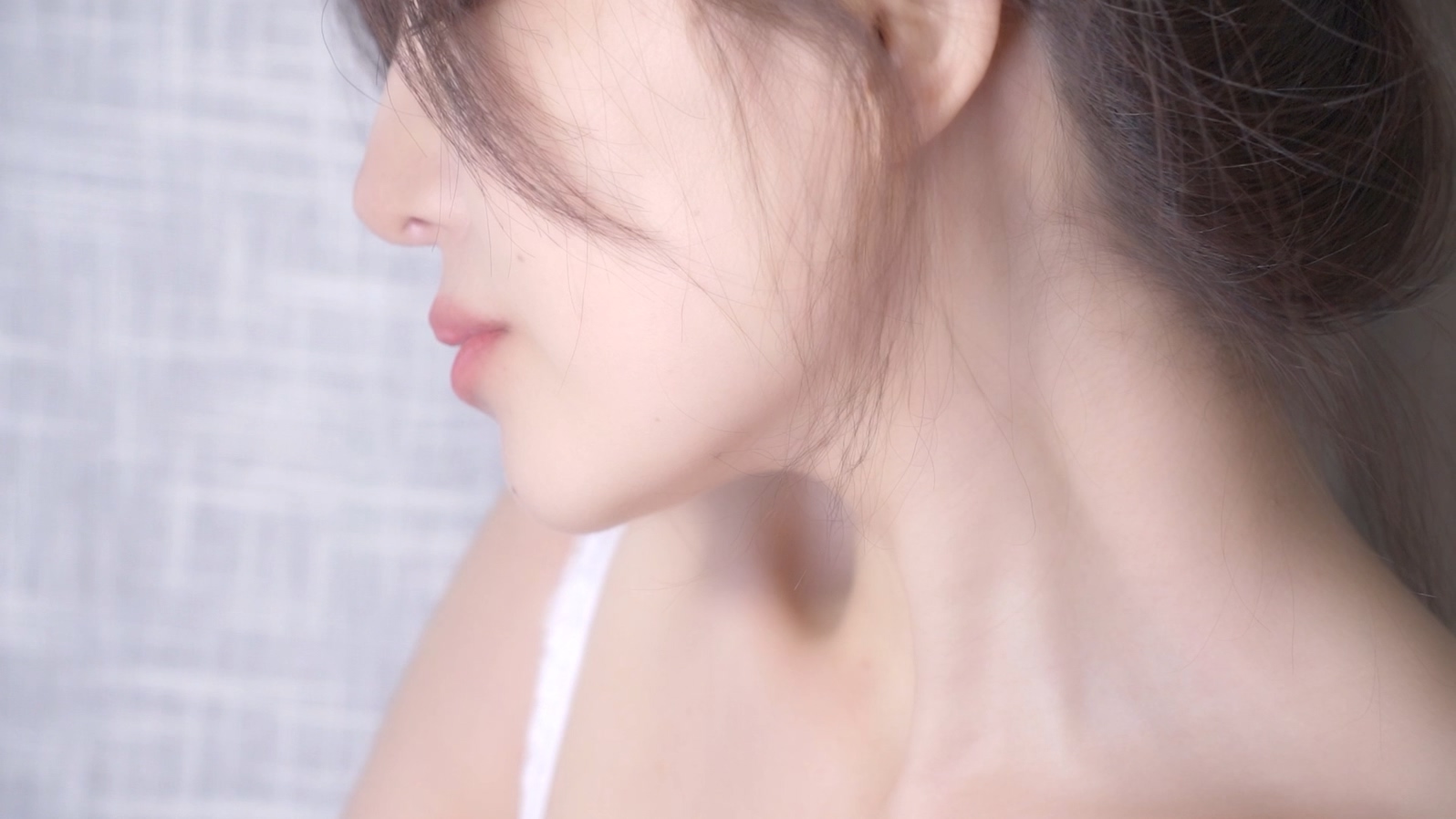網絡紅人櫻晚gigi – KISS [MP4-392MB]