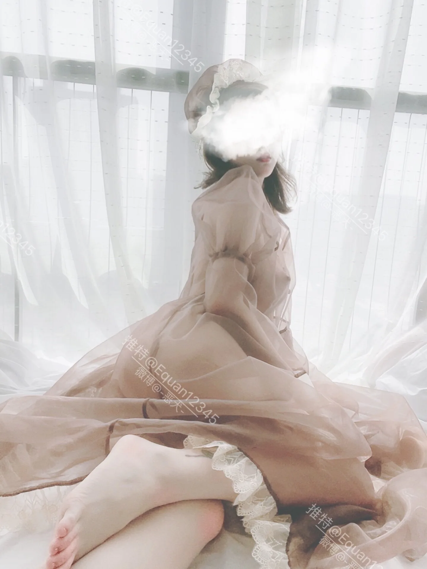 恶犬 – 咖啡女仆 [33P+4V/130MB]