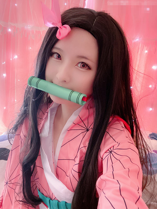 习呆呆 – 灶门祢豆子 [32P+2V/102MB]