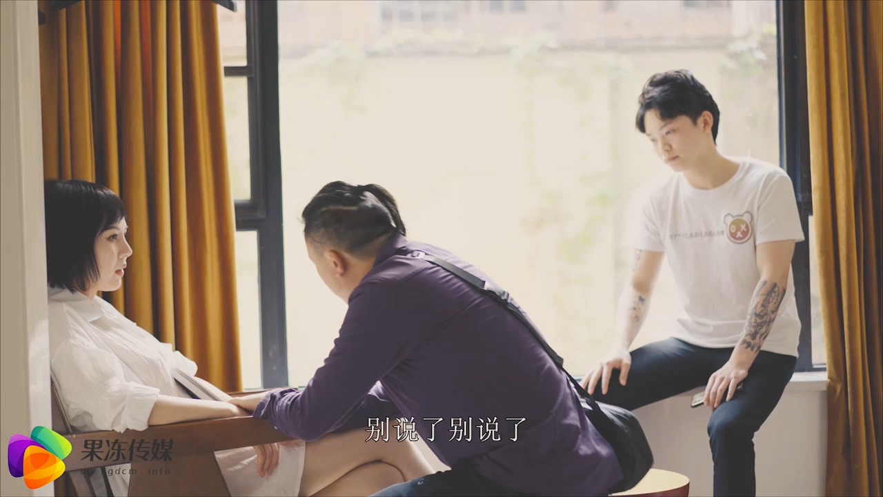 果凍傳媒原版 辱母之哀 窩囊父親爛賭 無良債主上門逼迫我與母親[MP4/926M]
