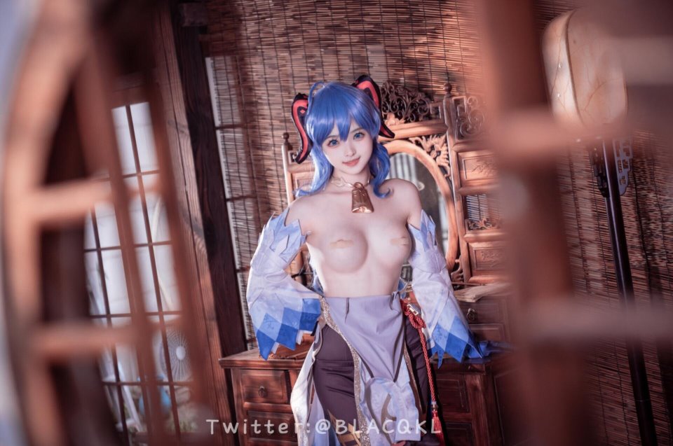 【写真】白莉爱吃巧克力  甘雨【90P-1.31G-度盘】