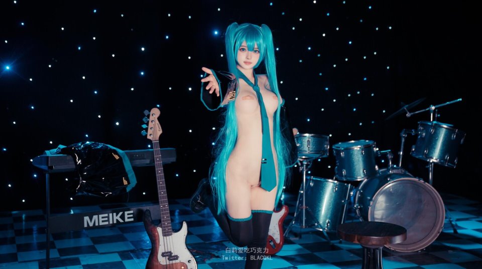 【写真】白莉爱吃巧克力  miku【102P-901M-度盘】