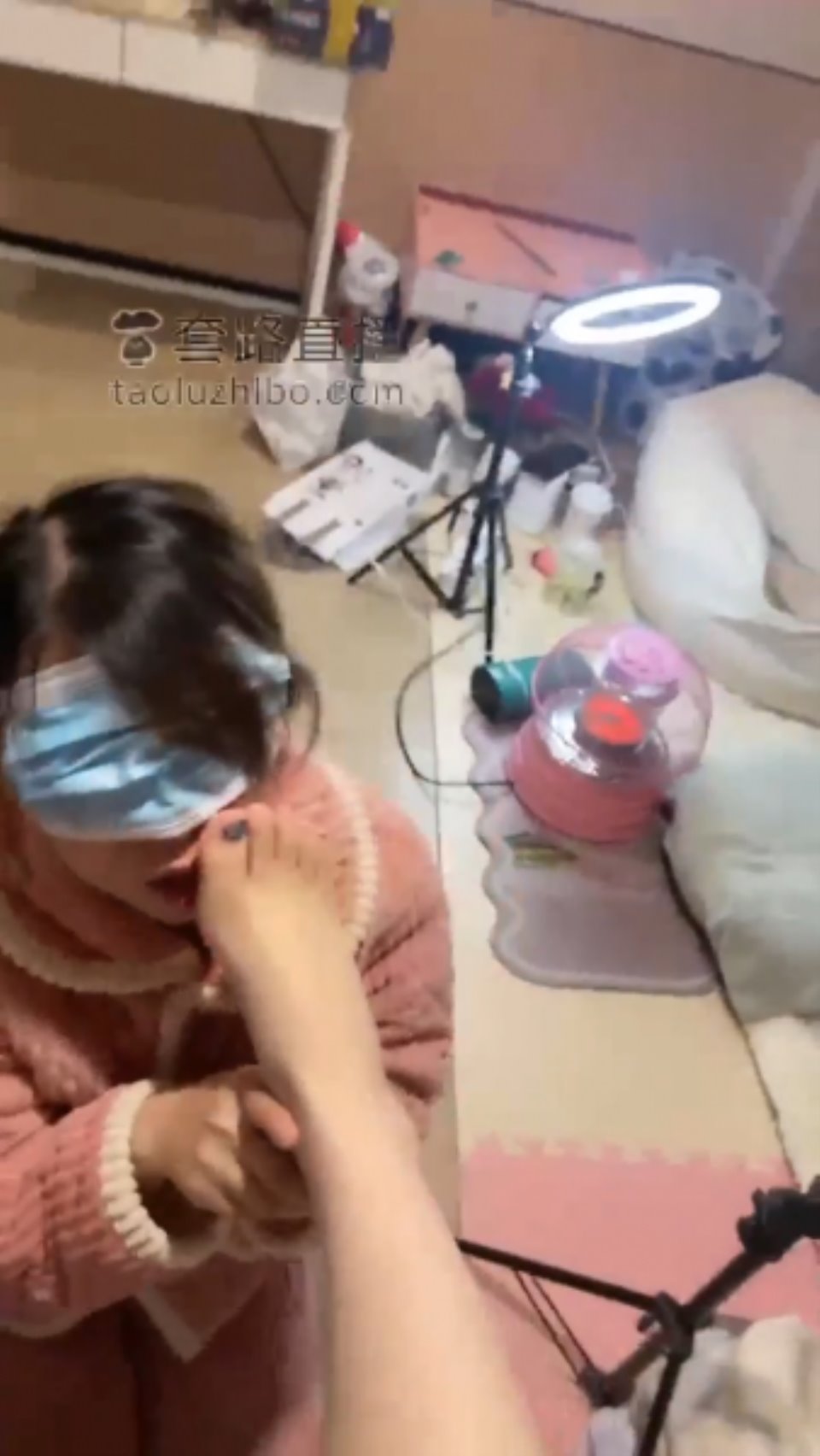 [已失效][御姐] 套路直播盲盒 编号1【50v-13g】百度网盘永久有效