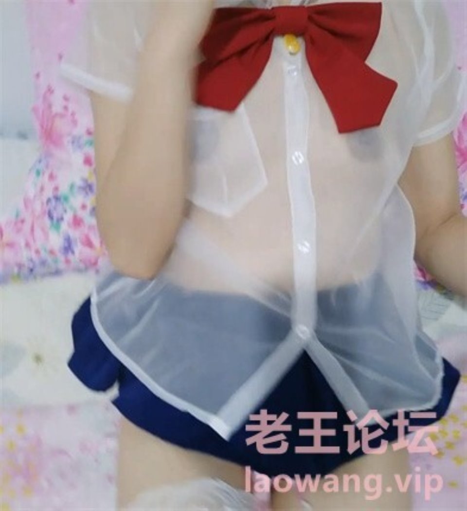 [已失效][有剧情的] [转载搬运] 邻家眼镜小骚妹[小芸]定制裸舞啪啪可爱的邻家小妹丝足诱惑 [30V+1.7G][百度盘]