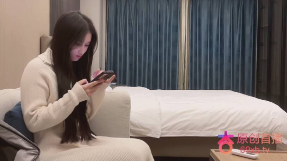 [美女] [视频分类] 探花鬼脚七酒店 约炮网红脸极品蜜桃肥臀[1V 1.84G 百度盘]