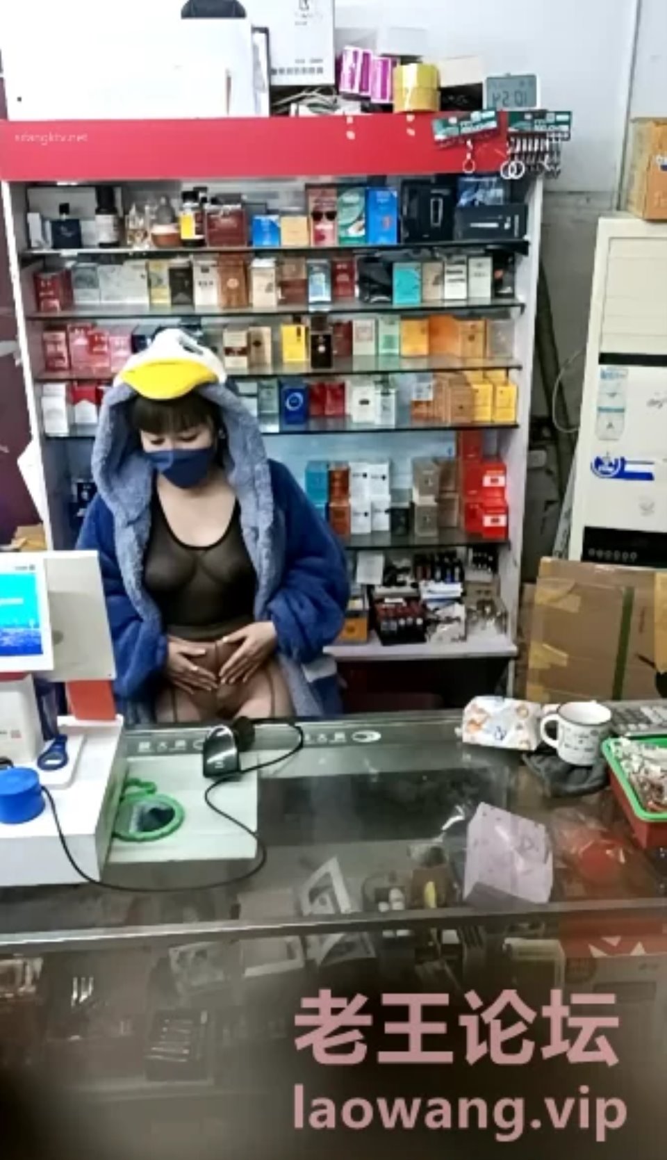 [已失效][有剧情的] [转载搬运] 买够200元超市东西可以插我一次哦，300元带口活！10月更新_. [1V+771mb][其他云盘]