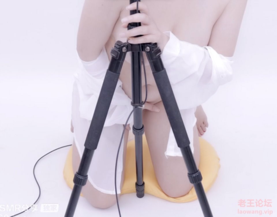 [ASMR] [转载搬运] 【ASMR】晓美大尺度舔耳内部付费资源【度盘157m】 [1v+157m][百度盘]