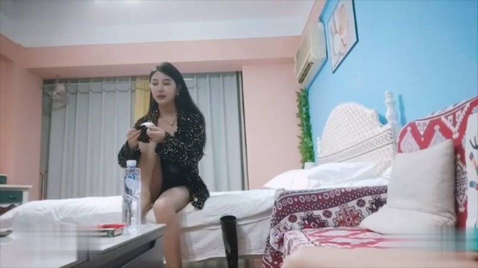 [美女] [视频分类] 高端外围女探花小雨哥3000约操 模特身材[1V 781M 百度盘]