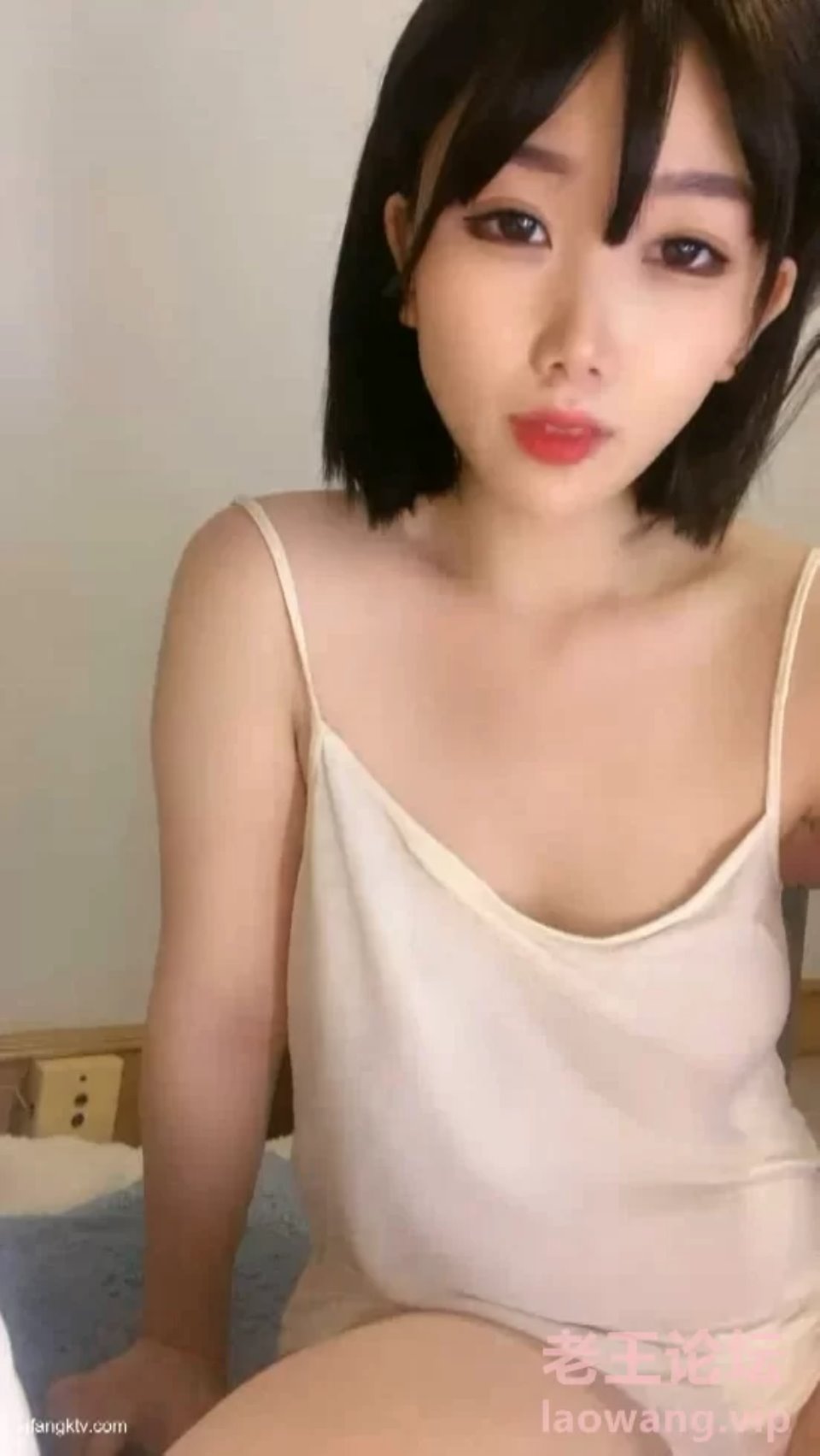 [已失效][国产主播] [转载搬运] 美女主播陈陈呢 [7V+7.49G][百度盘]