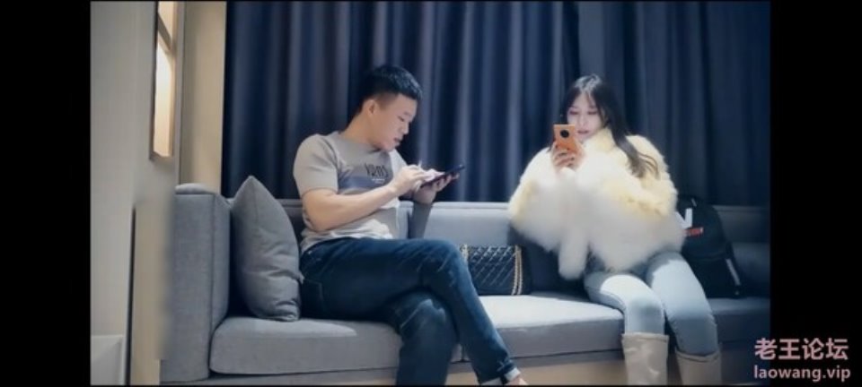 [转载搬运] 七天高端外围探花 白嫖探花卖酒女露脸合集 [5v+10G][磁力链接]
