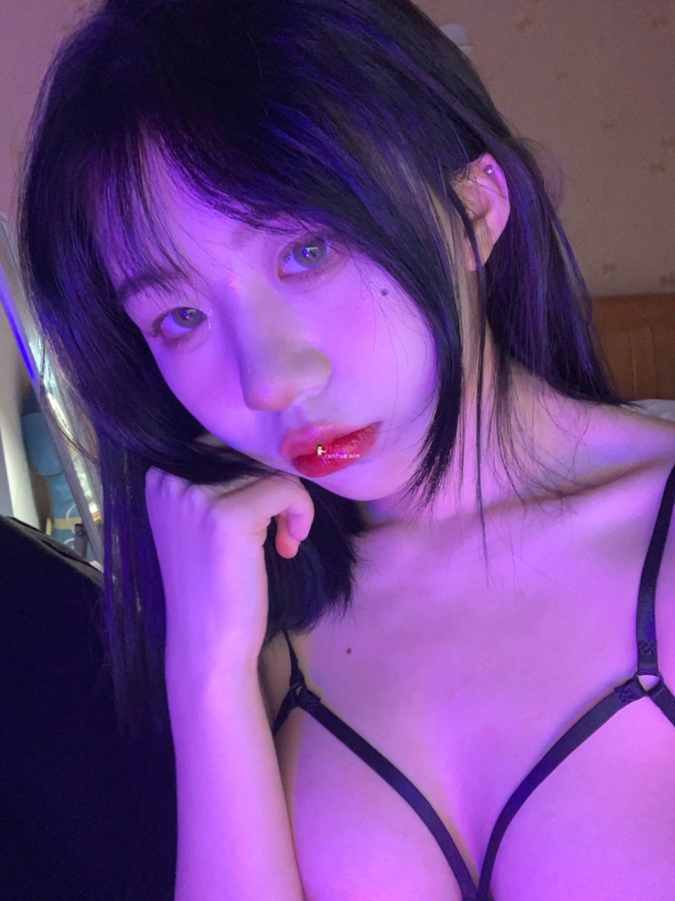 [已失效]微博网红伊伊子Punksdde小合集 妹子有点肉但是足够骚奶大屁股圆 丝袜永远的神【150P+28V 940Mb】【百度云】