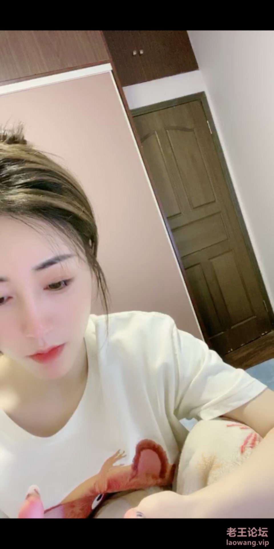 [已失效][国产主播]  [转载搬运] 高颜值半糖主播屯屯 29v16g合集百度网盘30天有效 [29v+16g][百度盘]