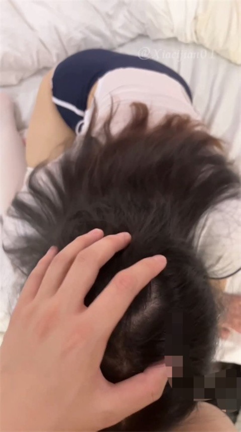 推特约炮大神『夏次健』调教爆操小母狗-制服诱惑 女上后入 口爆颜射 羞辱调教 制服篇 3530M