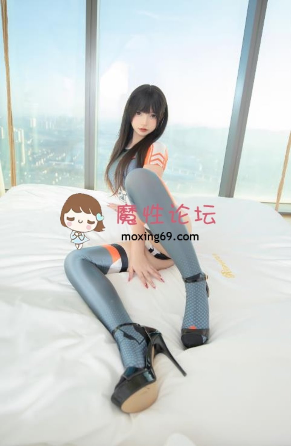 [cosplay] 神楽坂真冬 6套合集 450P+8V-1.14G 【百度云】