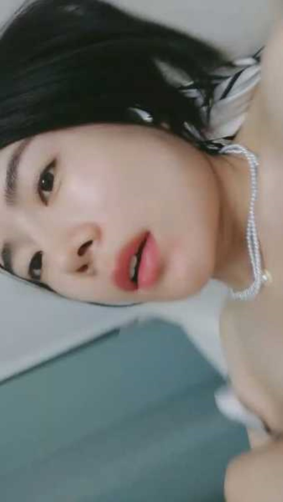 2024年新作，【甜甜小桃花】，女仆装[1V 1.79G 百度盘]