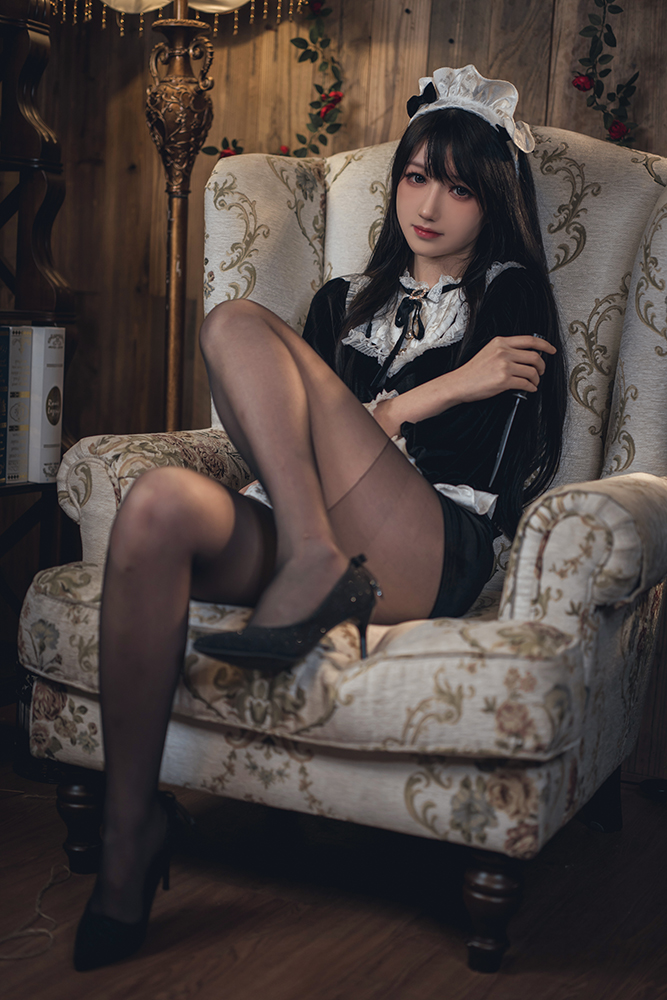 B站UP抖个姬灵 - 舰长 女仆[16P][233MB百度云]