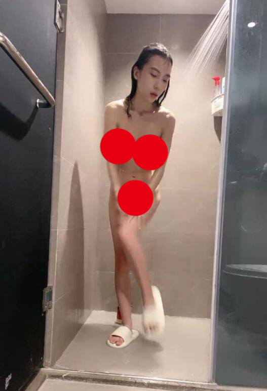 刀刃呀 半塘主播 苗条身材和男友啪啪-1v561m