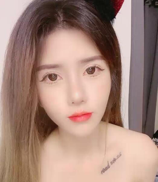 直播 小江疏影  高颜值神似明星模板女神-1v337m