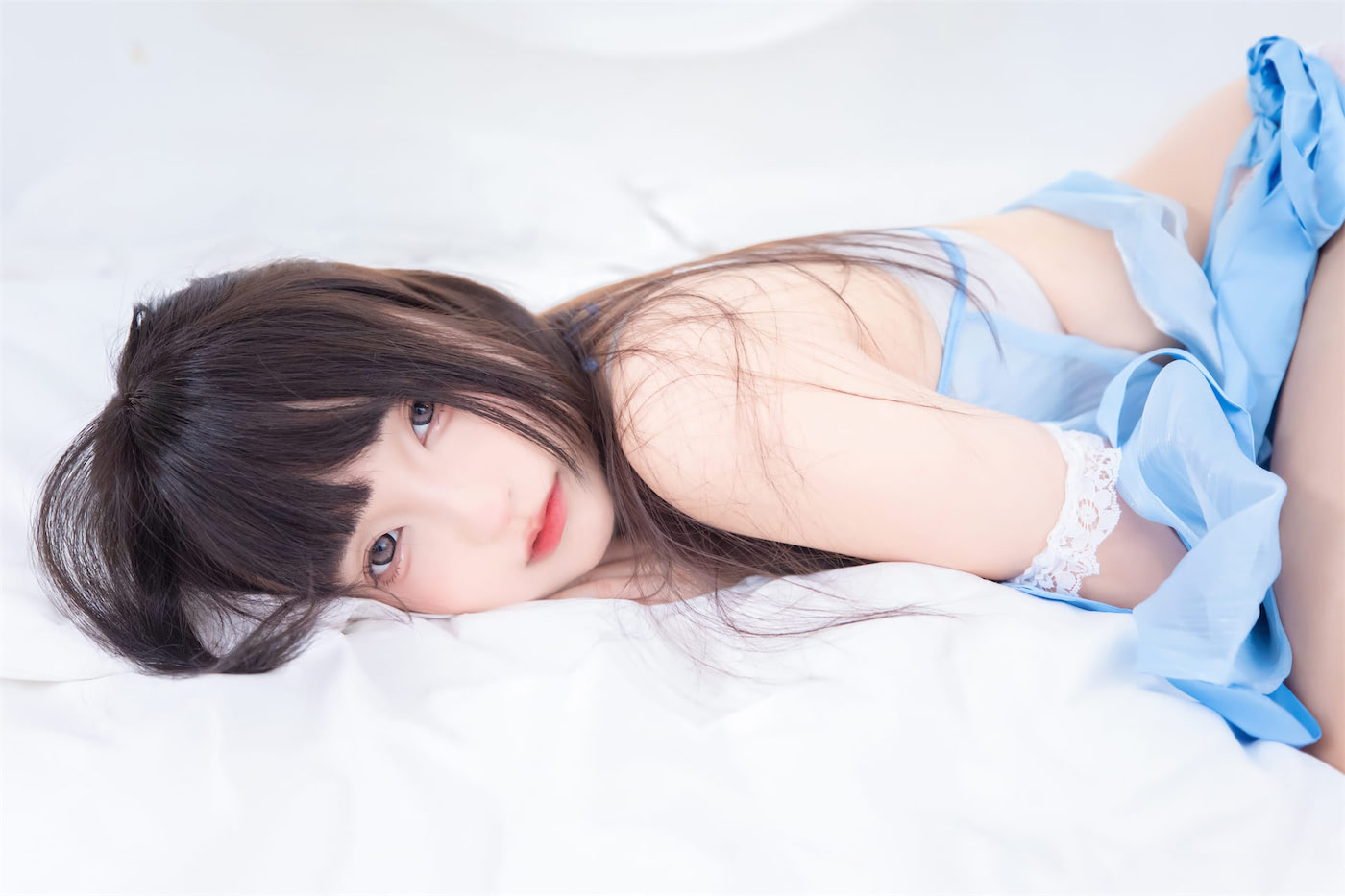 【新】神楽坂真冬-趾间飞行【73P+2V】【11.8MB百度云】