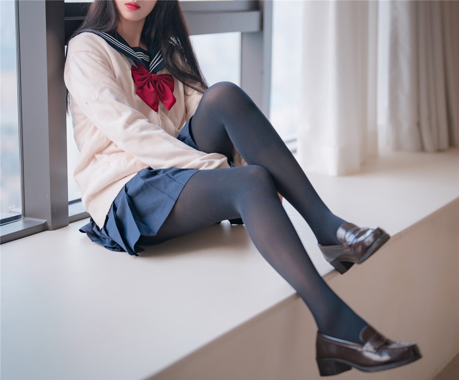 轩萧学姐-黑丝JK[44P]