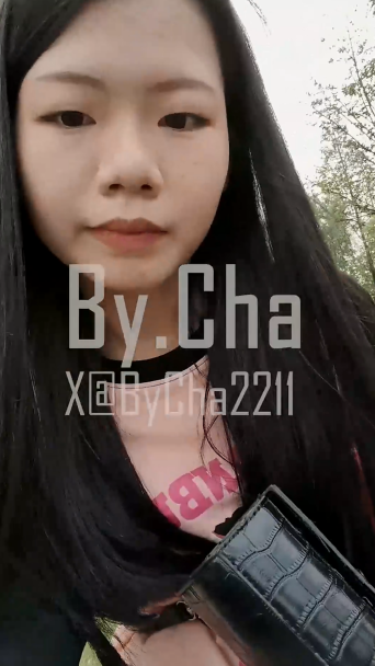 超级调教大神-查小理 新母狗-李青   户外勾搭路人摸嫩乳（1V,485M）
