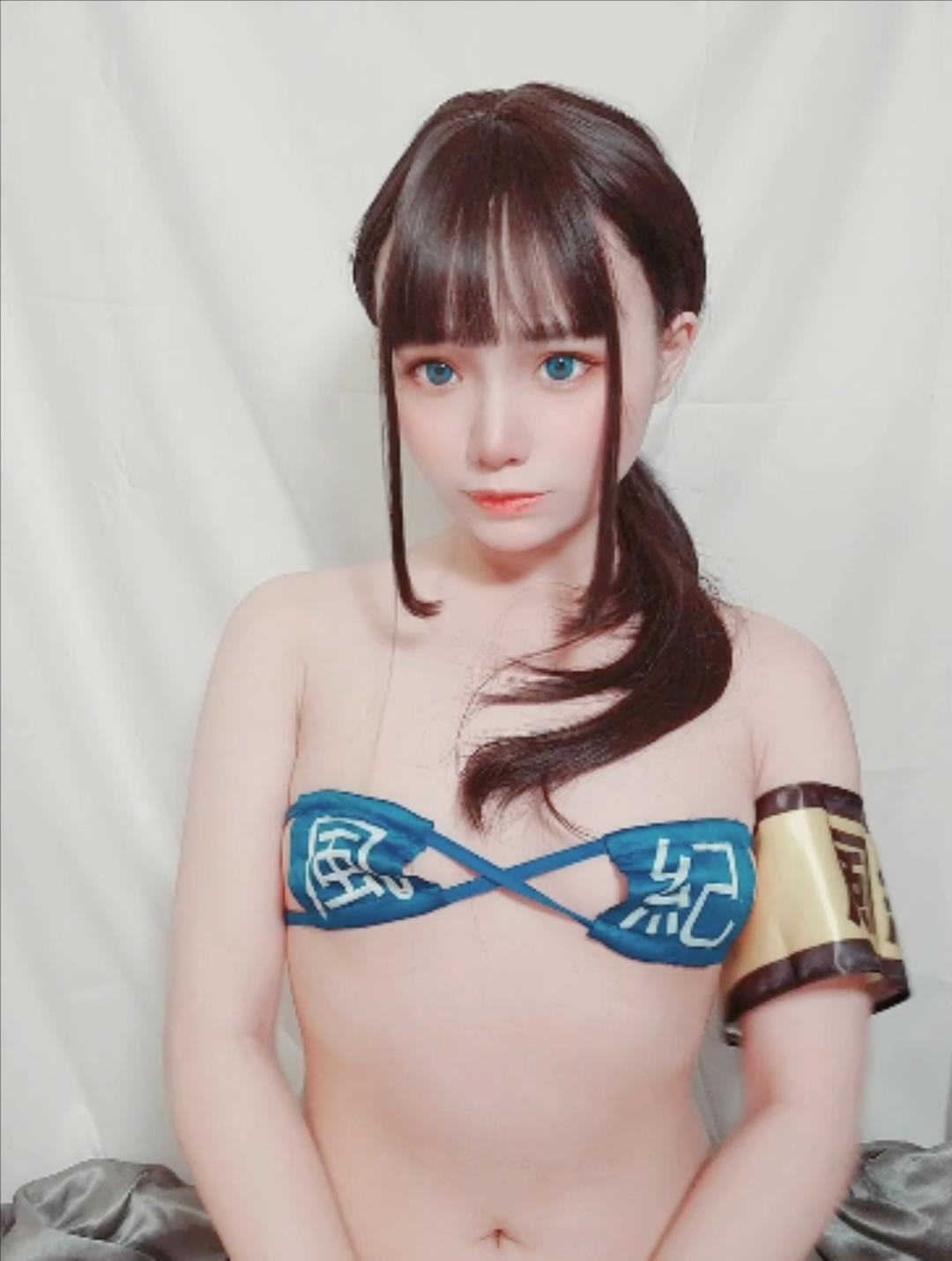 极品反差露脸嫩妹！COSER清纯美少女【斋斋】大尺度私拍-资源巴士