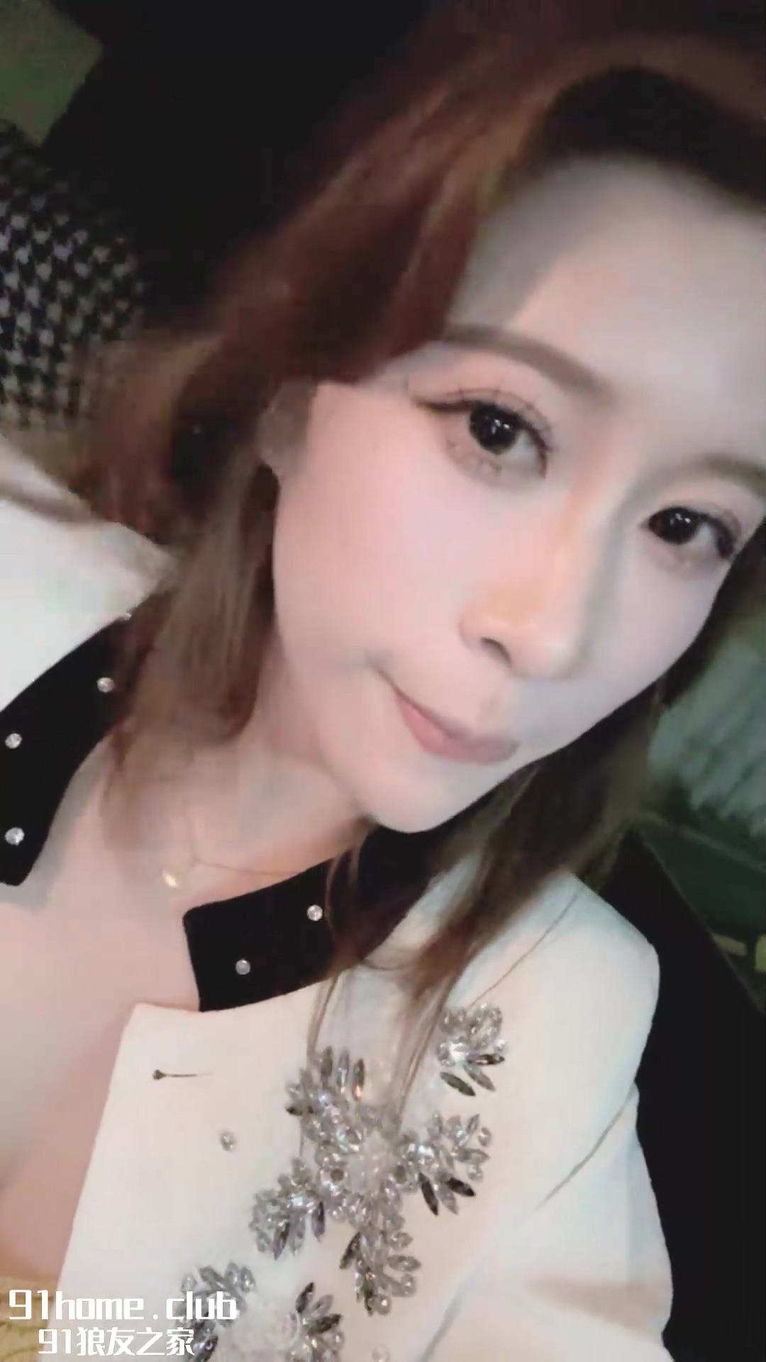 纯天然巨乳女神夜晚驾车野外炮友车震 [1.77 GB]-资源巴士