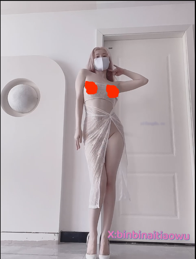 裸舞福利姬冰冰-9月裸舞合集5【42V】【1.23G百度云】