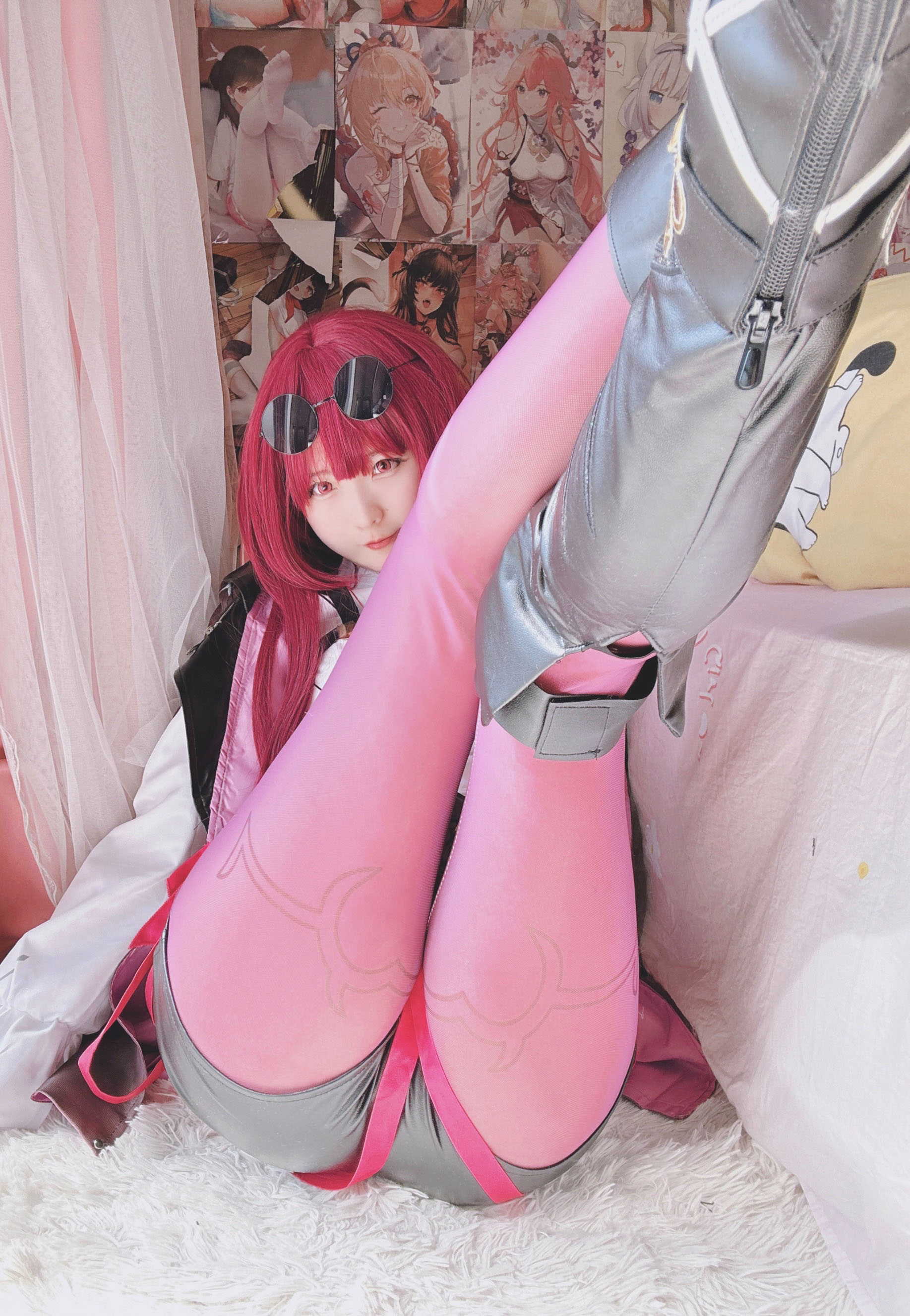 【带视频】习呆呆-（无修正）崩铁卡芙卡+妮姬爱丽丝【51P+3V】【91.4MB百度云】