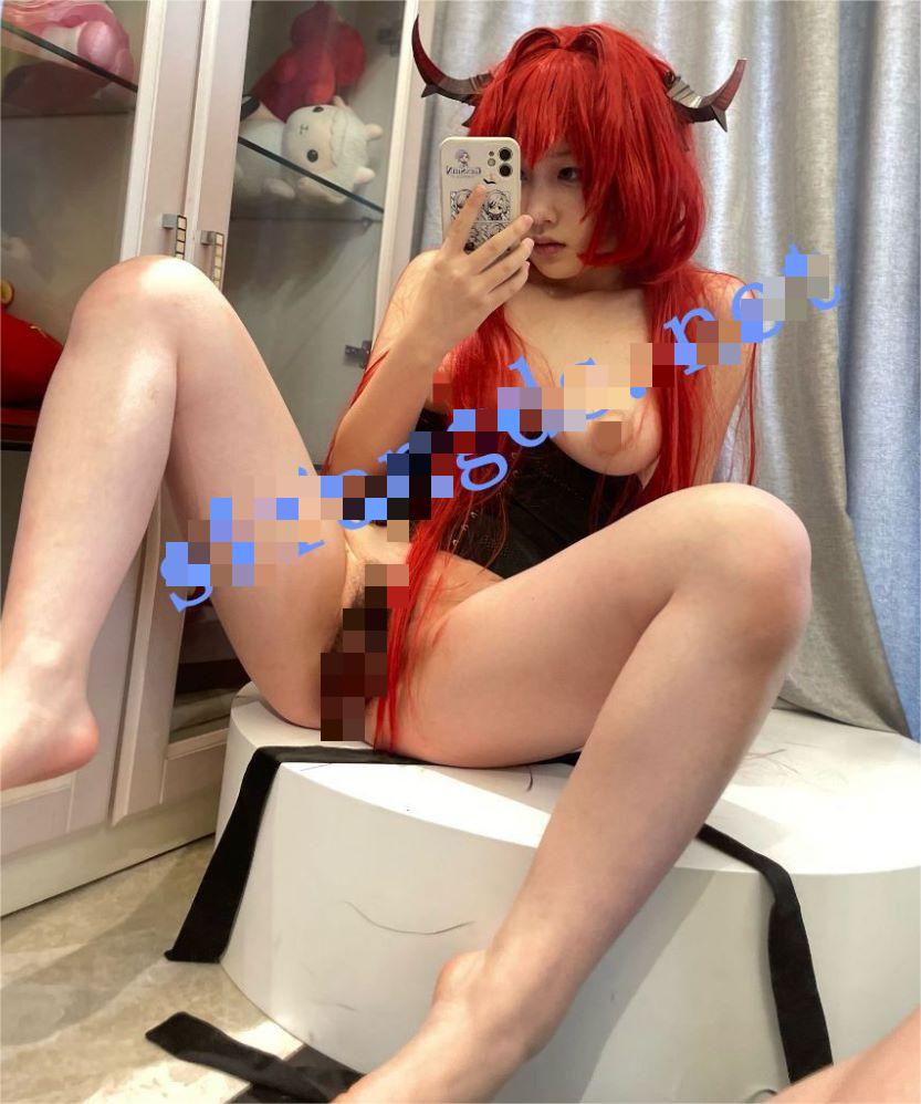 B站 若若不男 40万粉 露点写真视图+素颜自慰458m