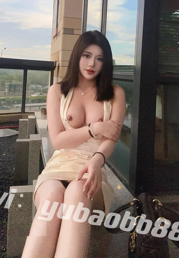露出系白虎福利姬@瑜宝 尺度私拍视图合集8