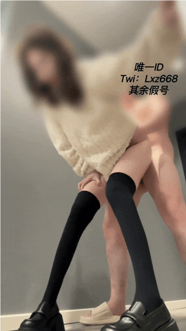 超高颜值极品空姐【林绾绾】付费群全资源收集更新至11月极品反差女神 腿玩年！【303V 423P 24.3G 】夸克