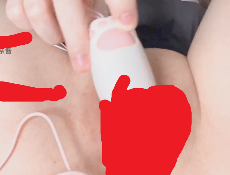 小池理奈 学生制服 双跳蛋塞逼 震动自慰 流出淫水 1V112M百度盘