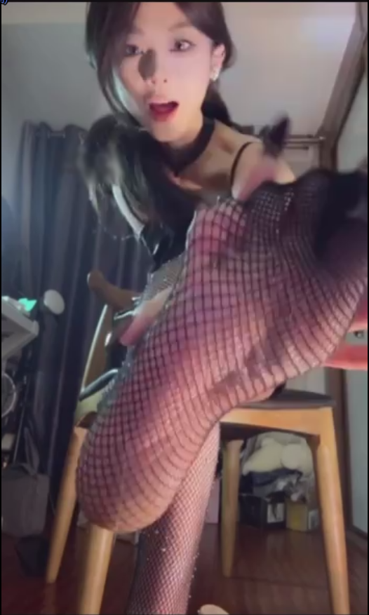 玩物直播不知名美女-治疗早泄极限戒色挑战【1V】【191MB百度云】