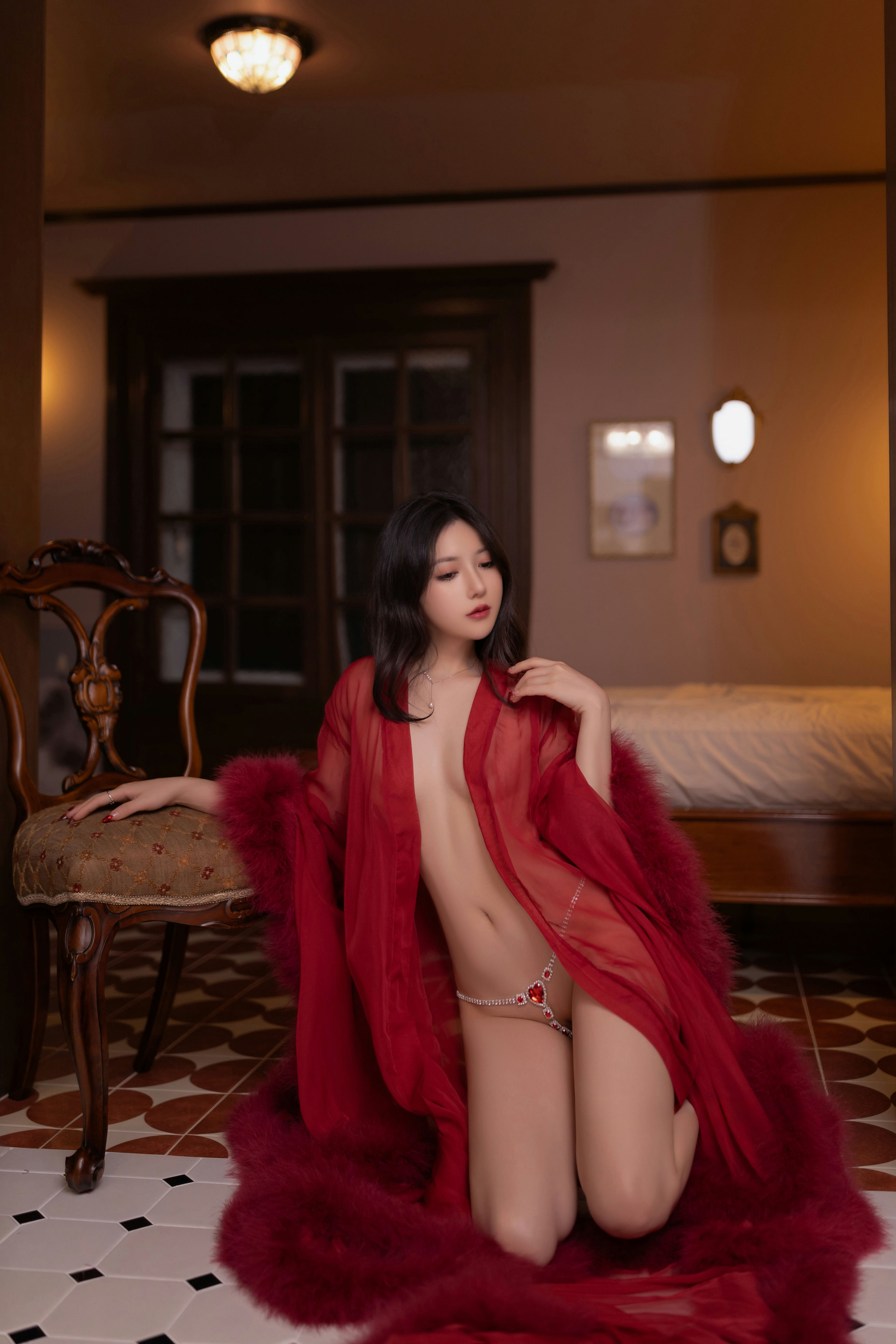 魚子醬内部私購-《玫瑰》[120P-1.08GB]