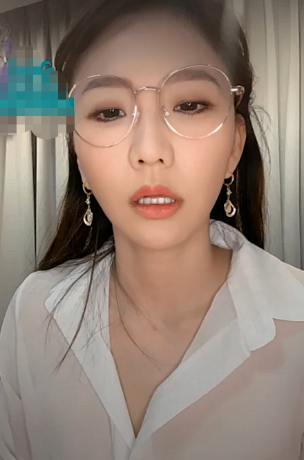 台湾高颜值御姐minhot 露脸骑乘吞精~多次喷水