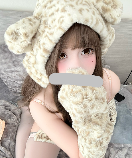 b站巨乳福利姬芝士妹妹u舰长专属自拍喷血福利 10v33p+247M百度盘