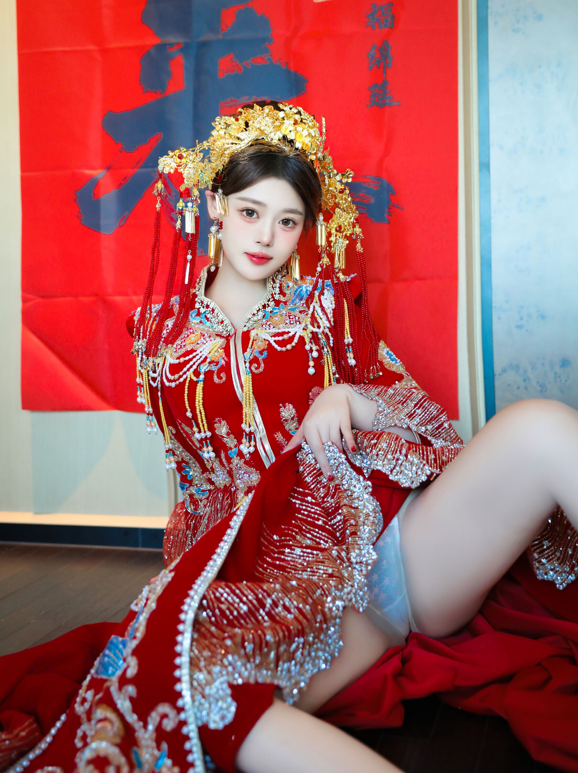 秀人网 蛋蛋宝 新春特辑 绝美秀禾 尺度视频 【89P2V1.45G】
