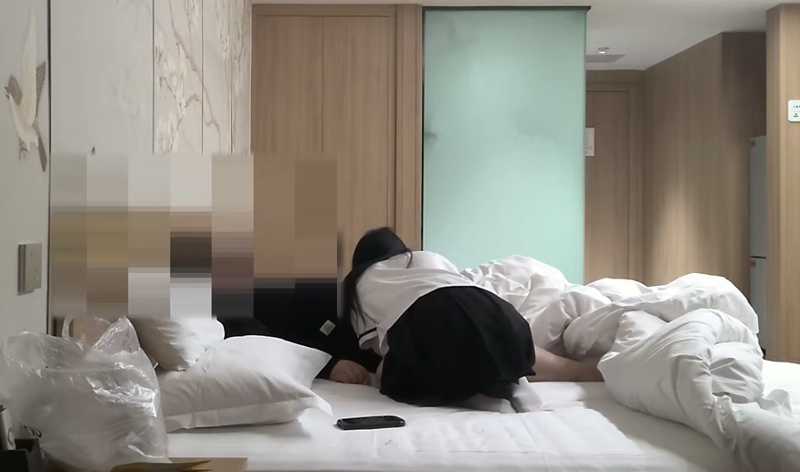 约啪大神-胖爷的奇妙之旅-05年大二学生（1V,756M）