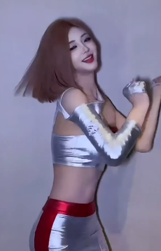 抖音280万粉dj女神-DJNico爱跳舞-被金主啪啪流出（13P,5V,291M）
