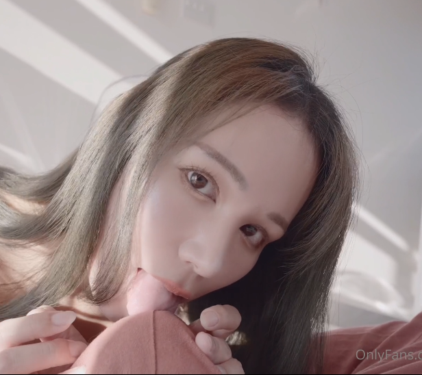 超人气樱花妹-naomiiichannel-2月最新 屁眼内窥啪啪（1V,1.21G）