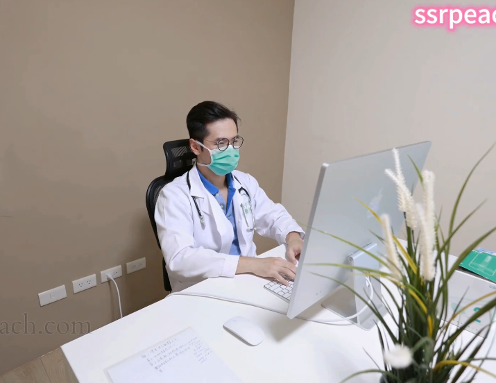 极品人气台妹-ssrpeach-2.22付费ppv 我的的老公是渣男医师，有天他的暖男哥哥来家里做客 上（1V,254M）