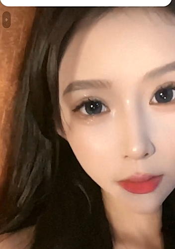 视讯高颜值主播夏夏一对一淫语诱惑黑丝足交自慰喷水