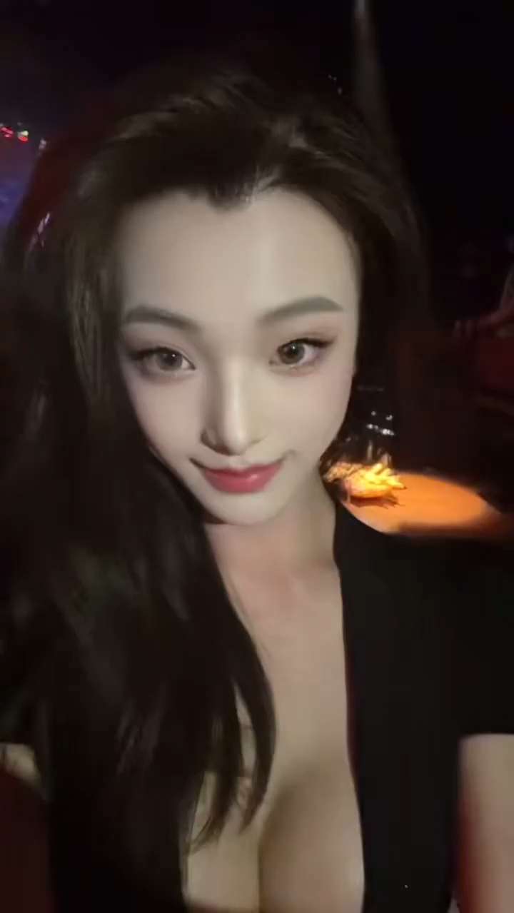 no.544 05年Sam老师 ，175舞蹈生，耐打的颜值 做不了生活的主人可以做你的母狗 【1V 306MB】