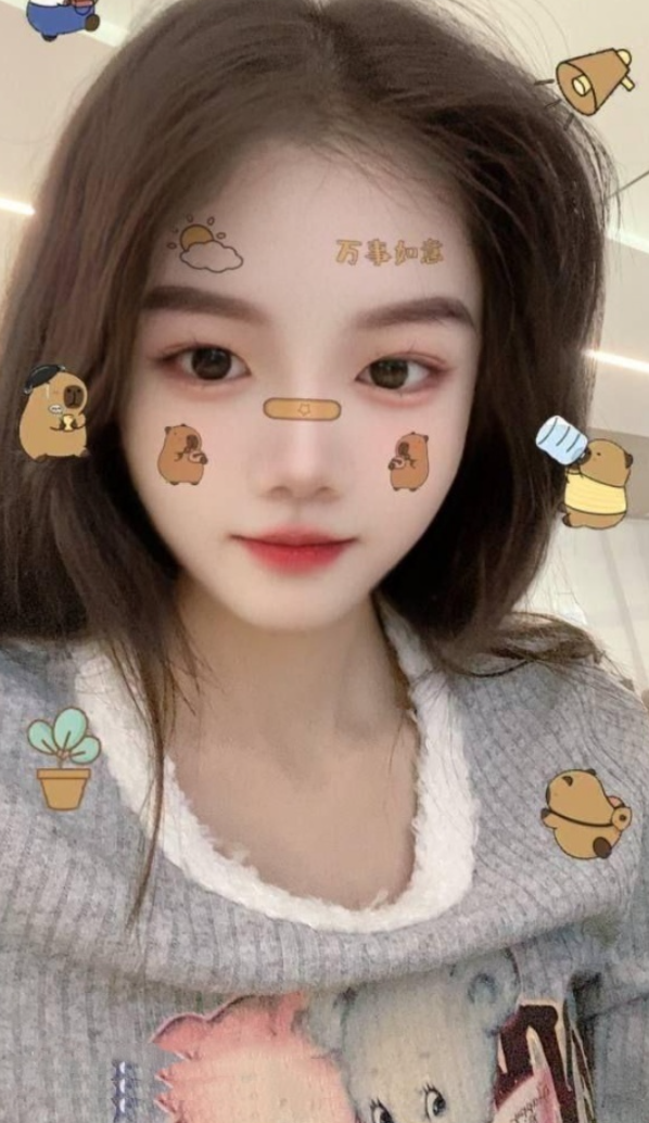 ♈♈♈2025年4月流出，【原档泄密】花臂男与小女友自拍泄密，年轻的肉体令人心驰神往！内容主打真实，有生活照 18V779M