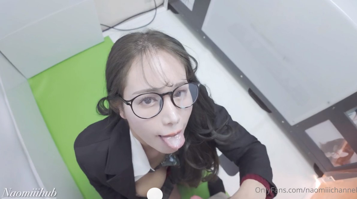 高颜极品蜜桃臀美鲍女神【naomiiiichannel】148v 96G合集